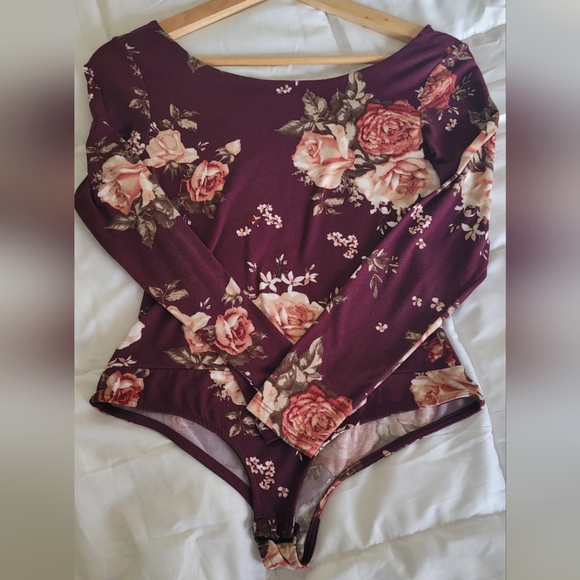 NanaMacs Tops - Floral Bodysuit